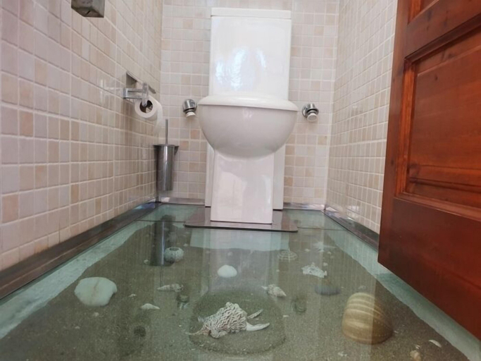 Bathroom 2, Apartamento 5593, Girona