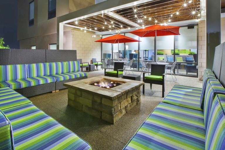 Food & Drinks 5, Home2 Suites by Hilton Pittsburgh Area Beaver Valley, Beaver