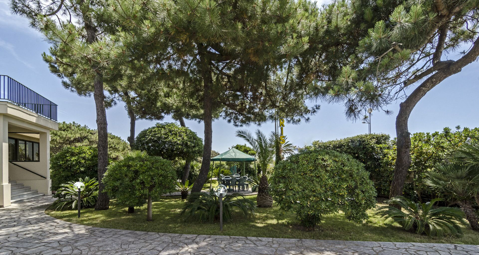 Exterior & Views 2, Hotel Paris, Lucca