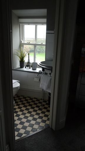Bathroom 3, Downton Lodge Country B&B, Devon