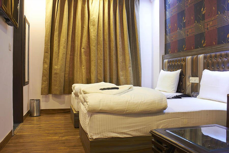 Bedroom 3, Hotel Waterfall, Delhi