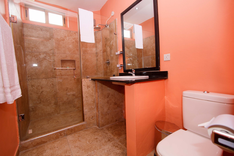 Bathroom 4, Prestige Suites, Accra