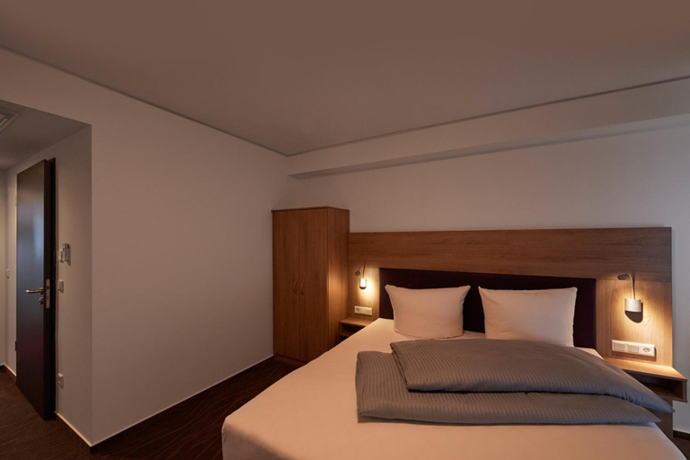 Bedroom 4, HOTEL NEW IN - Ingolstadt - Gaimersheim, Eichstätt