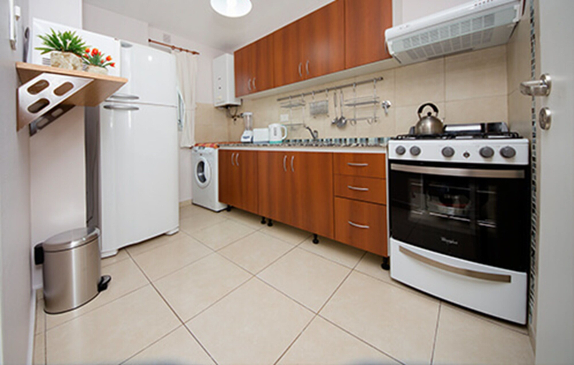 Others 4, Rent Obispo Trejo JW4, Capital