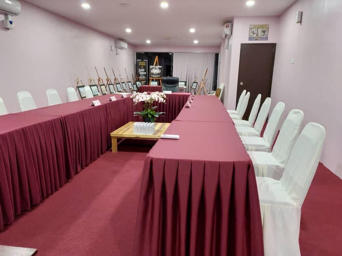 Business Facilities 20
