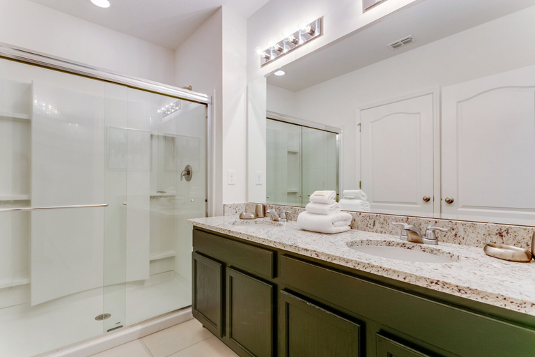Bathroom 3, This Dream 6 Bdrm, 5 BA Home, Polk