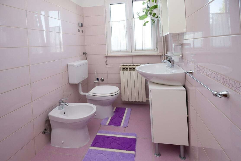 Bathroom 3, Pepermint, Mali Lošinj