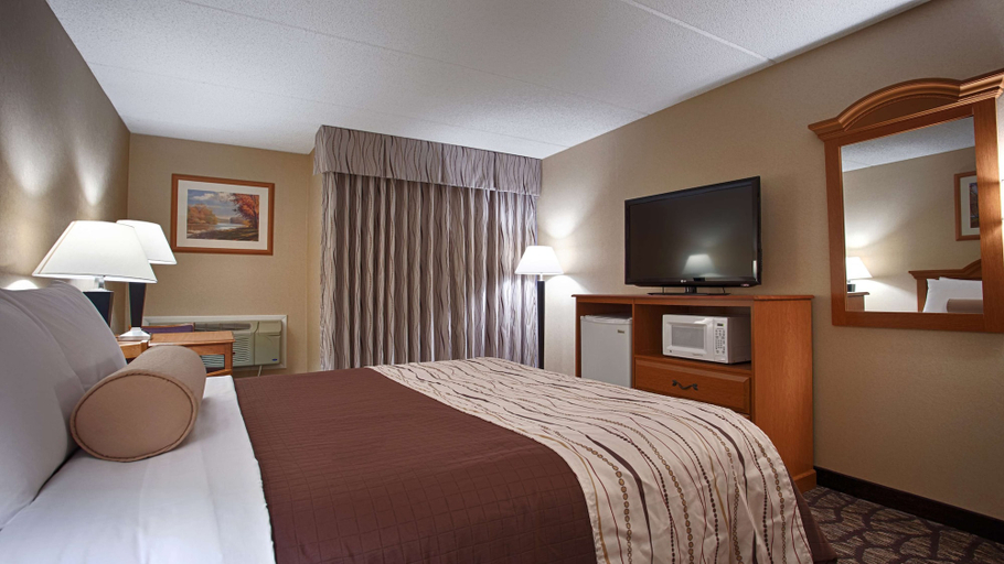 Bedroom 3, Best Western Clifton Park, Saratoga