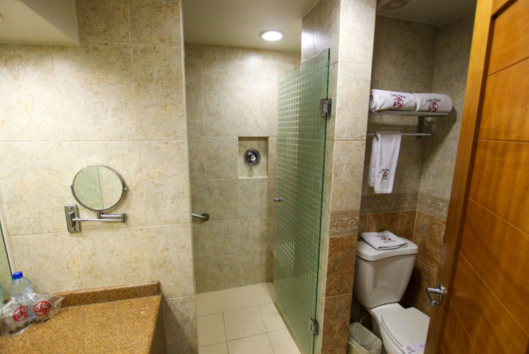 Bathroom 3, Hotel Colon Plaza Business Class, Nuevo Laredo