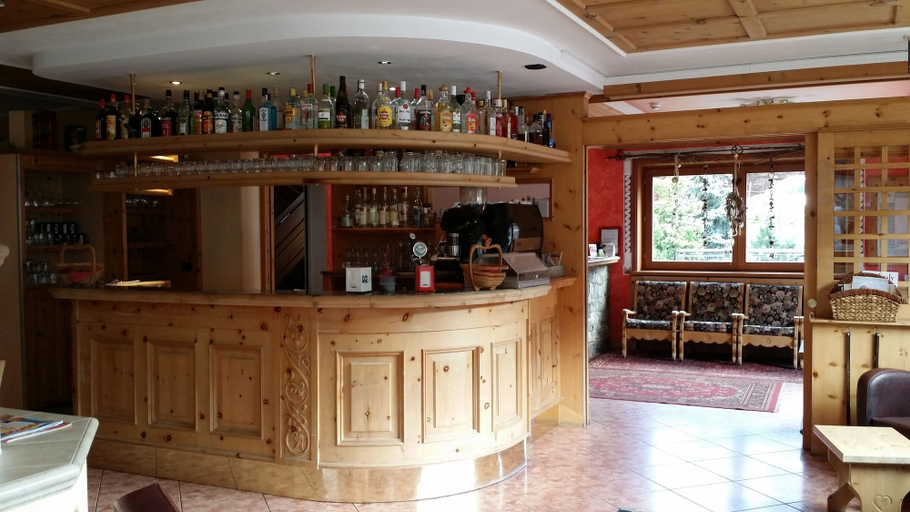 Food & Drinks 4, Alba Alpine Hotel, Sondrio
