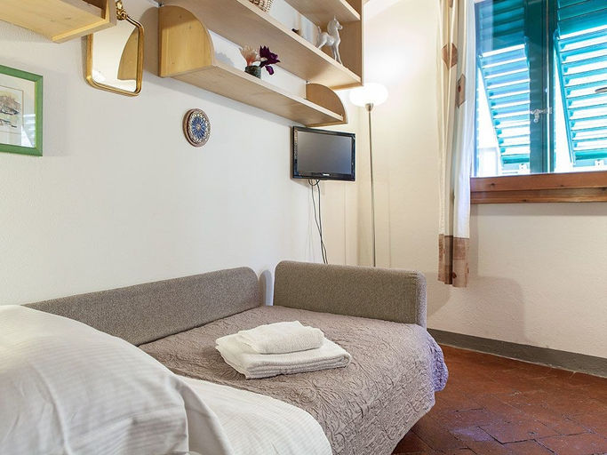Bedroom 3, San Lorenzo Apartment, Florence