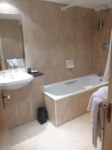 Bathroom 4, Royal Oak Hotel, Conwy