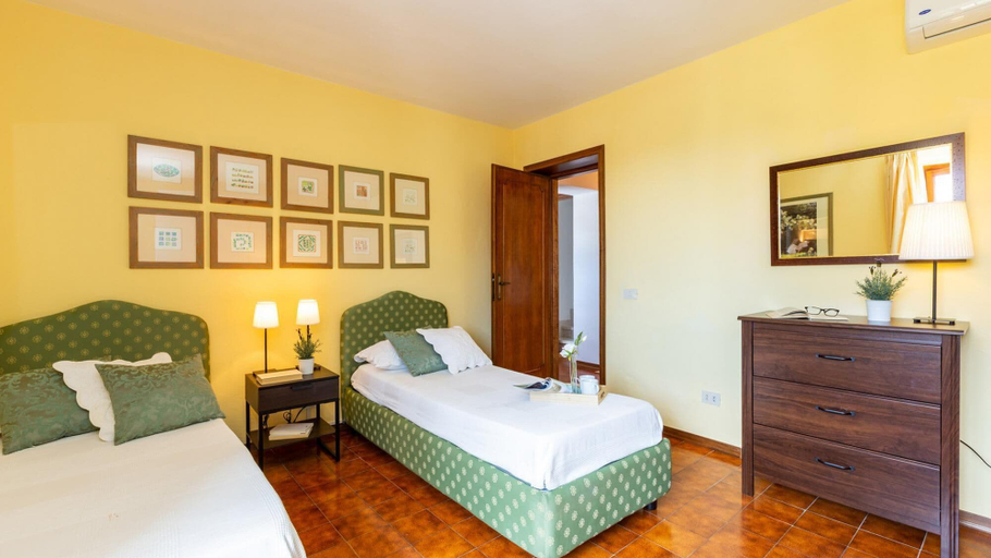 Bedroom 5, Villa Elena 9 1 in Coli, Lucca