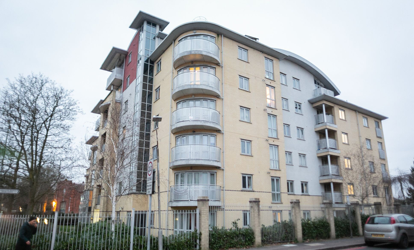 Exterior & Views, The Pinnacle by Jim Paul Apartments, Wokingham