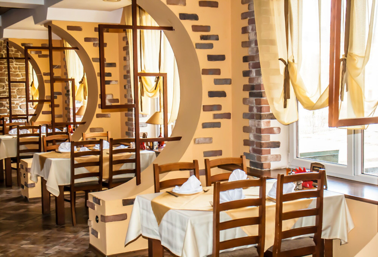 Food & Drinks 4, Hotel Ingria, Sankt-Peterburg gorsovet