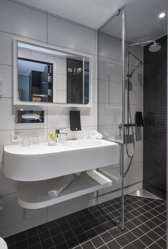 Bathroom 5, Thon Hotel Stavanger, Stavanger
