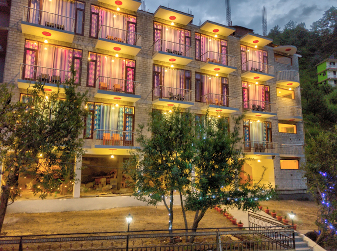 Exterior & Views 2, Himalayan Apple Zone Hotel, Kullu