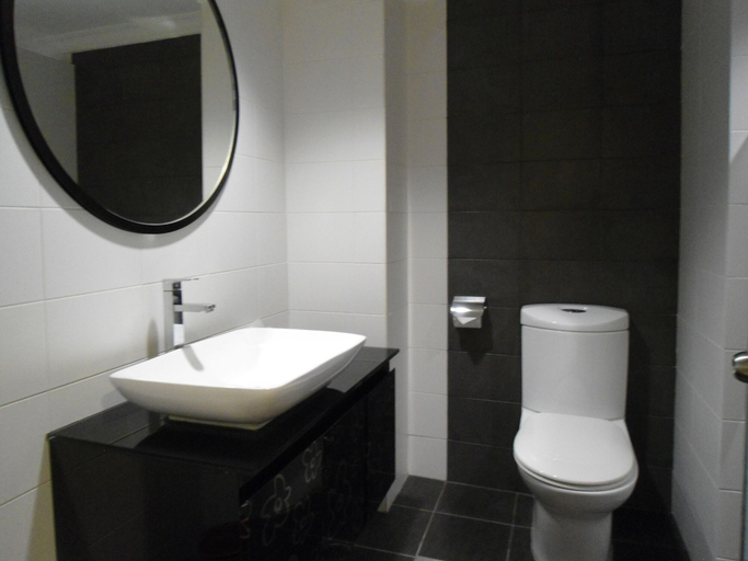 Bathroom 4, Regent Hotel, Bintulu