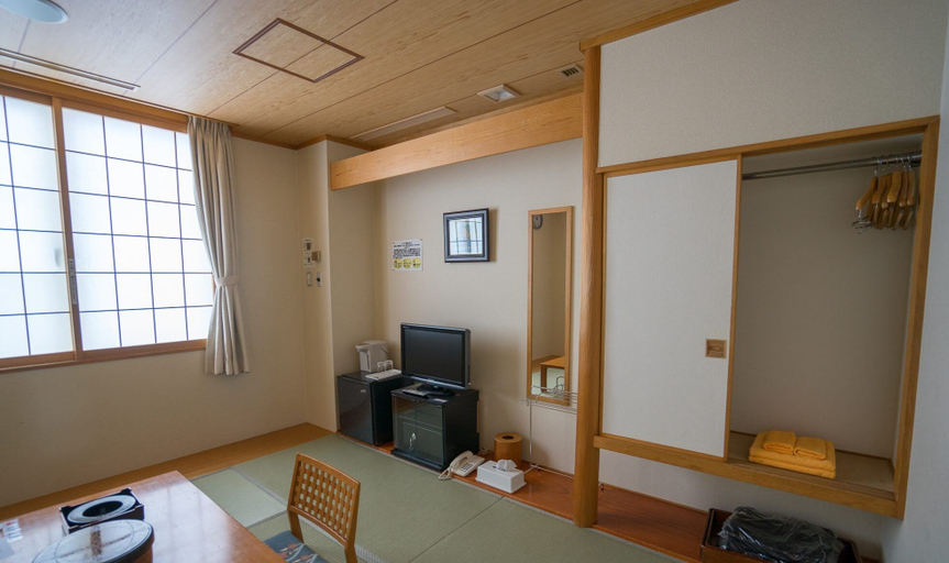 Bedroom 2, Sunflower Park Hotel Hokuryu Onsen, Hokuryū