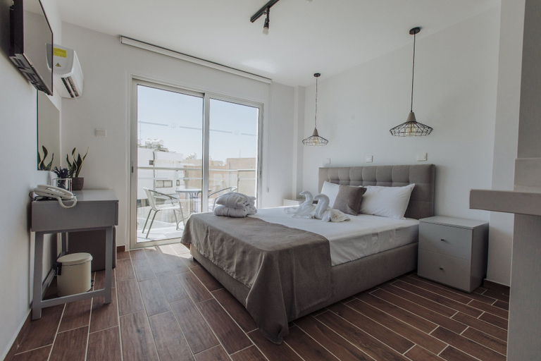 Bedroom 3, River View Boutique