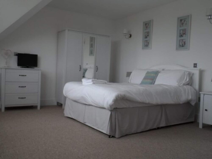 Bedroom 3, Mendip Spring Golf Club, North Somerset