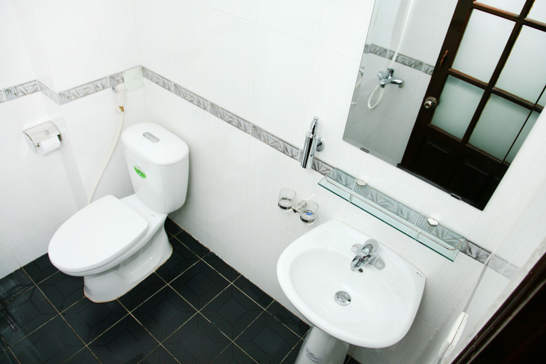 Bathroom 5, Especen Hotel, Hoàn Kiếm