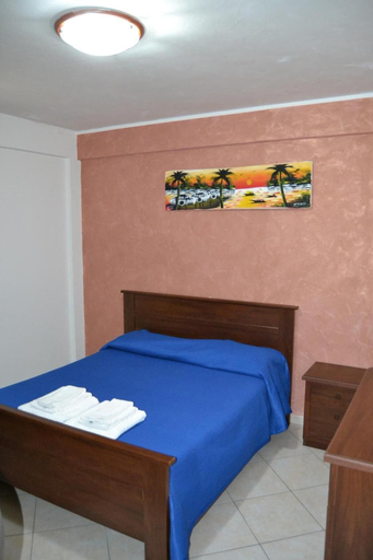 Bedroom 4, B&B Il Girasole, Latina