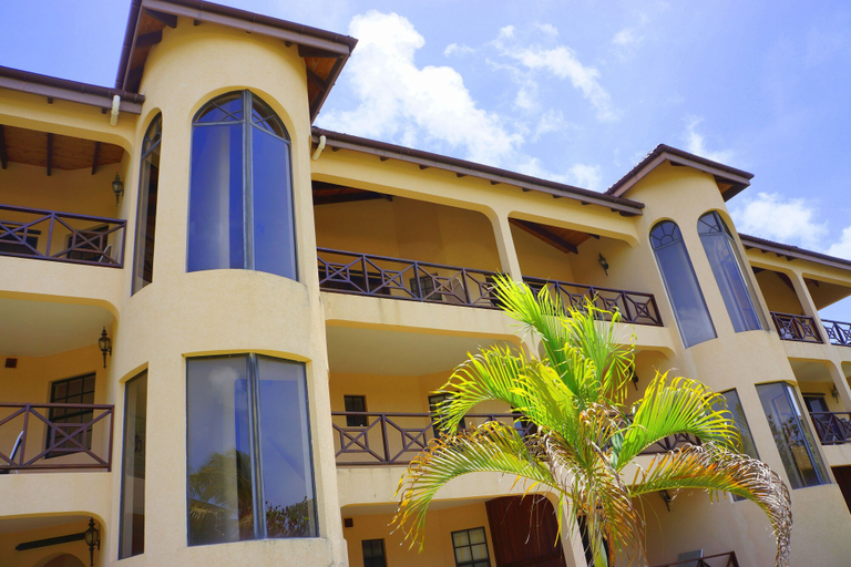 Exterior & Views, Paradise Cove Resort