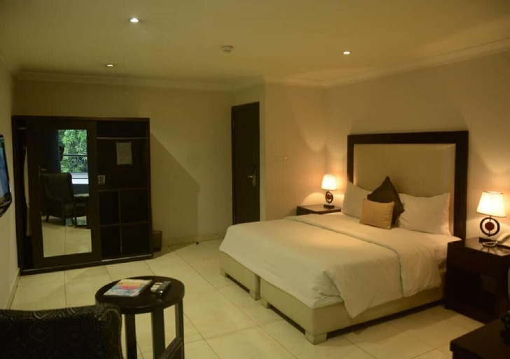 Bedroom 3, K Suite Hotels, Gezawa