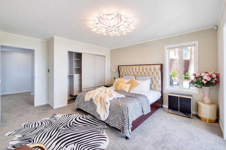 Bedroom 3, Magnificent Harbour View Villa in Orakei, Waitakere