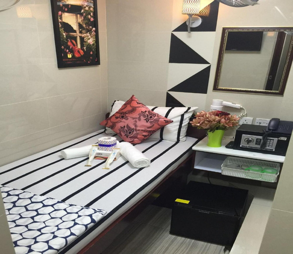 Others 5, Skystar Hostel, Kowloon
