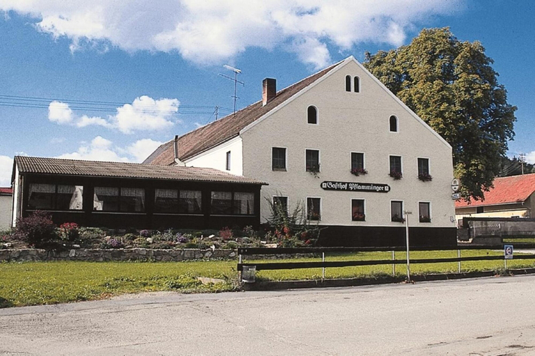 Exterior & Views 2, Gasthof Pflamminger, Regensburg