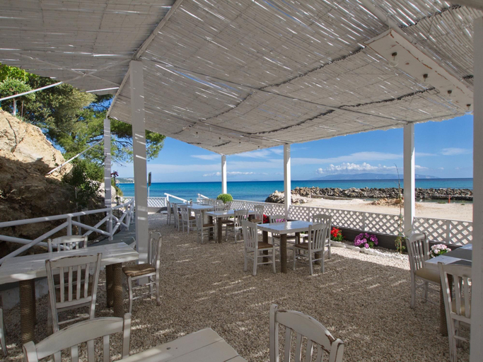 Food & Drinks, Villa Minetti, Ionian Islands