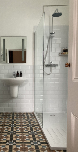 Bathroom 5, Tigh Na Leigh, Perthshire and Kinross