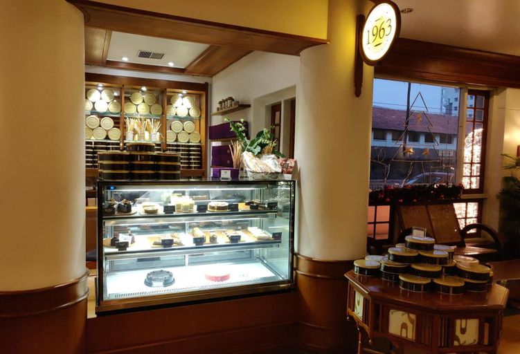 Food & Drinks 5, Grand Hotel, Ernakulam