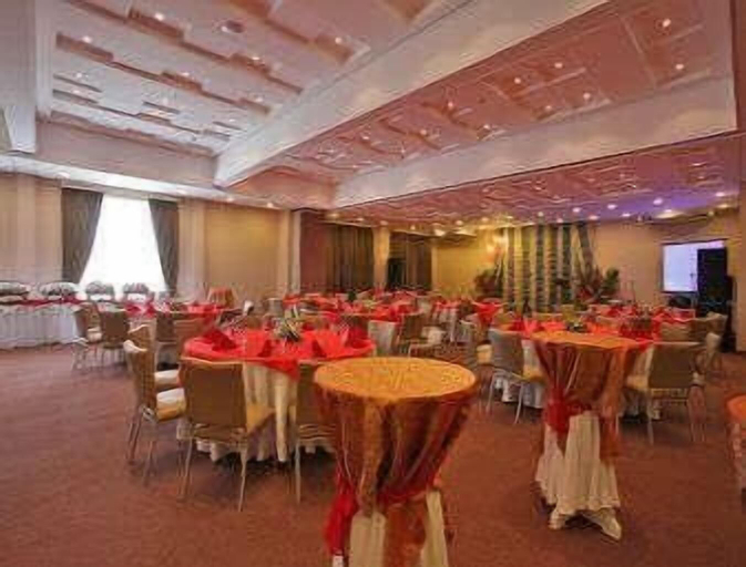 Food & Drinks 5, Microtel by Wyndham General Santos, General Santos City