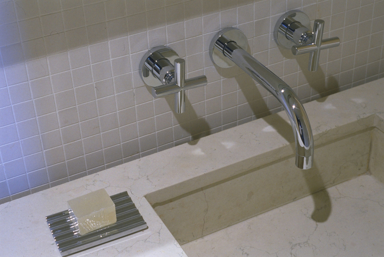 Bathroom 4, Hotel St. Paul, Montreal, a Member of Design Hotels, Montréal
