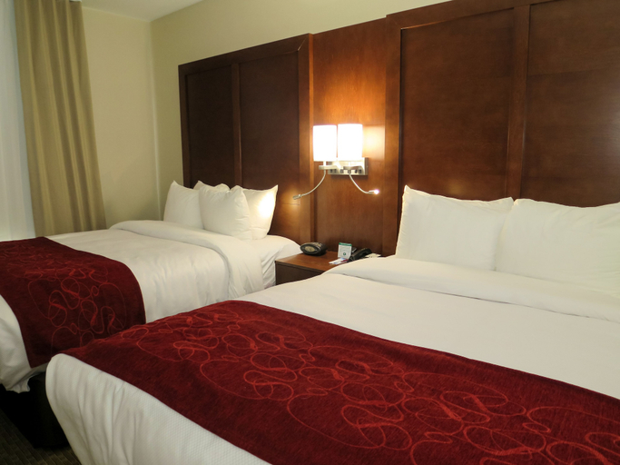 Bedroom 4, Comfort Suites Regina, Division No. 6