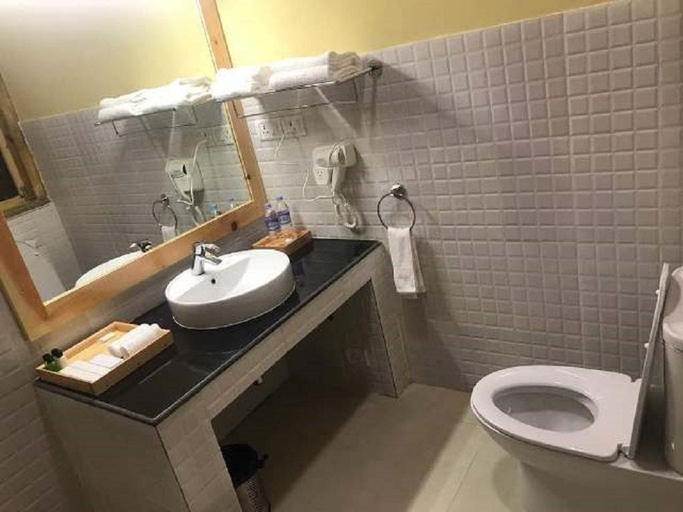 Bathroom 4, Spirit of Bhutan Resort, Wangchang