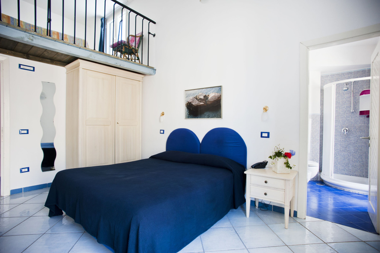 Bedroom 2, Hotel Villa Iulia, Latina