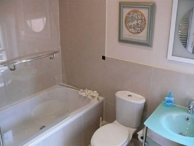 Bathroom 3, The Merchant House, Poole