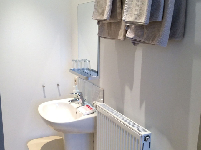 Bathroom 3, Delightful Holiday Home in Voeren near Forest, Limburg