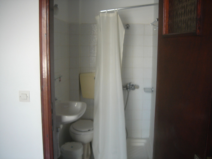 Bathroom 3, Iliaktida Apartments, Crete