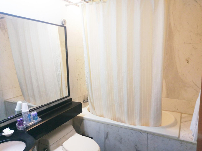 Bathroom 3, Puyisy Business Hotel, Hsinchu City