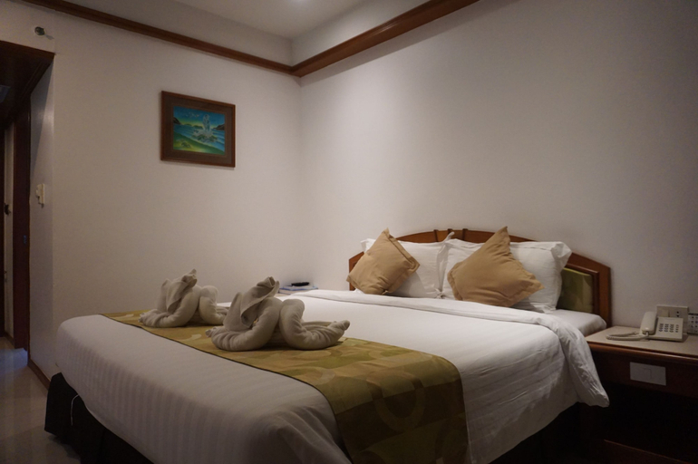 Bedroom 3, Green World Palace Hotel, Muang Songkhla