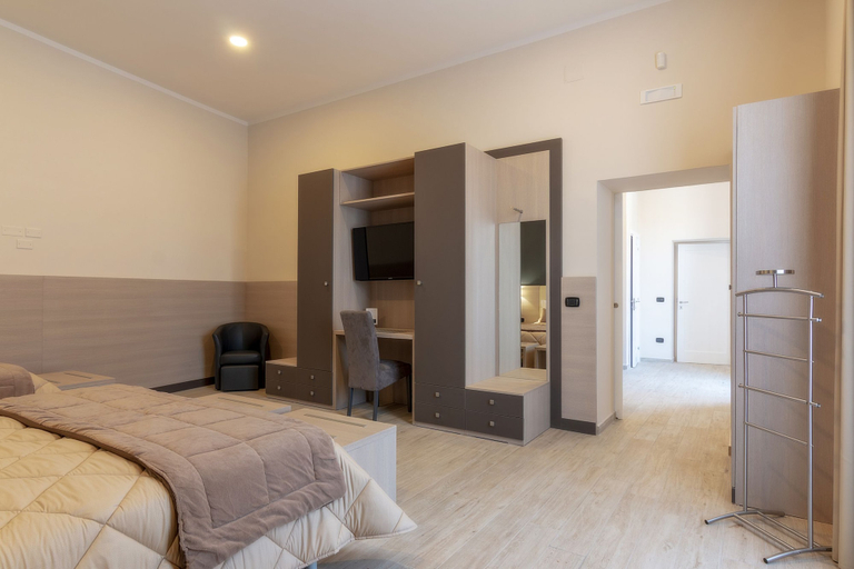 Bedroom 4, Mariella's House, Caserta