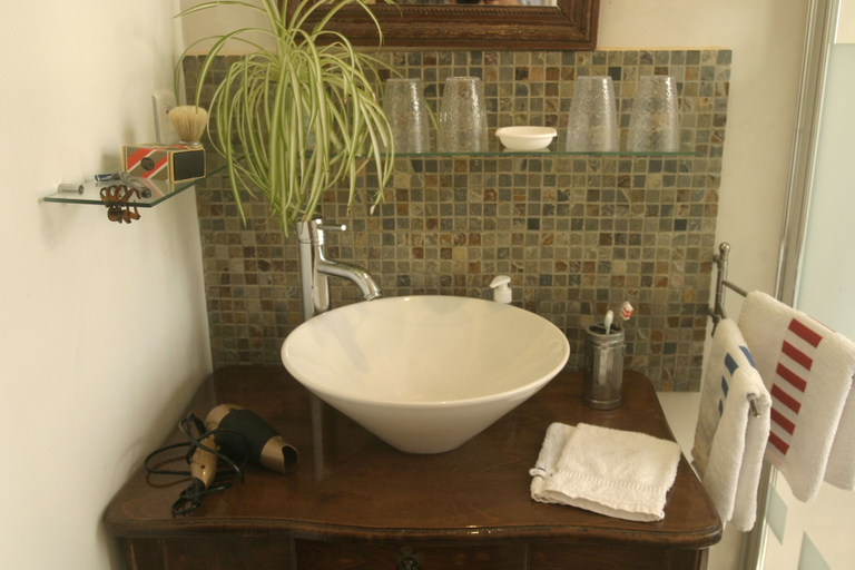 Bathroom 5, Loargann Chambres d'Hotes, Finistère