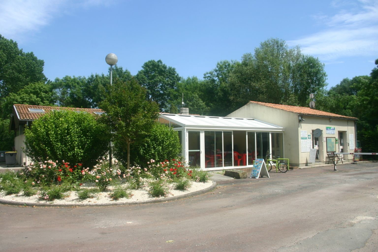 Exterior & Views 4, Camping Val de Boutonne, Charente-Maritime