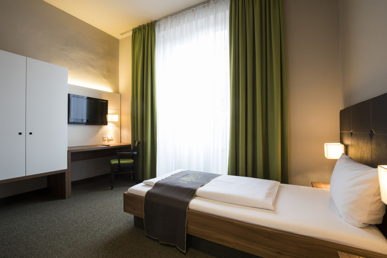 Bedroom 3, RiKu HOTEL Weissenhorn, Neu-Ulm