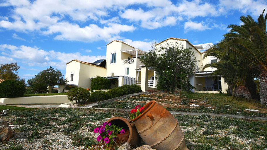 Exterior & Views 2, Grand Bleu Anastazia, Peloponnese